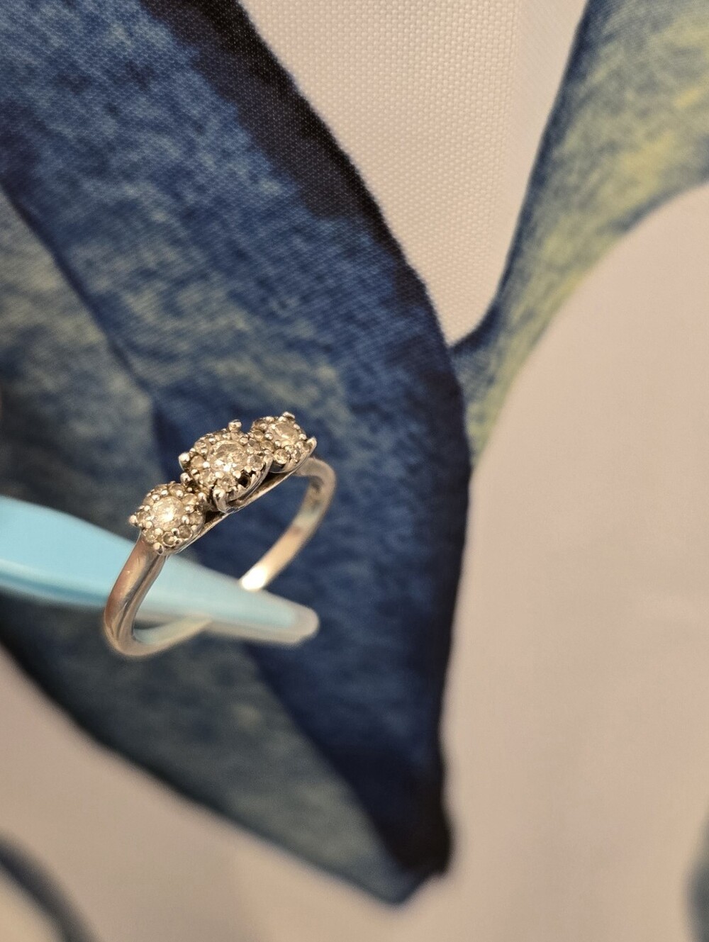 Sterling Silver Ring 925 Three Small Stone Natural Diamond Cluster Ring